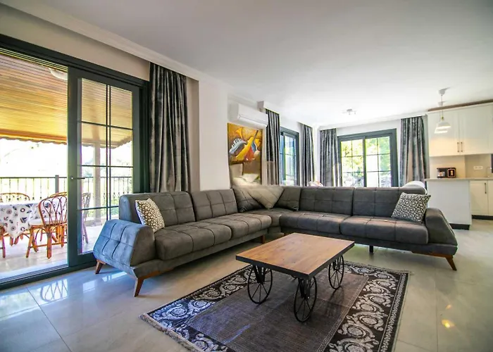 Dadya Villa 4 - Marmaris Turgut Da Oezel Havuzlu Denize Yakin Lueks Villa